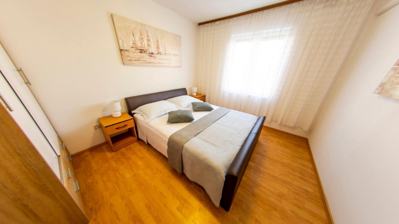 Apartments Curic Trogir Eksteriør bilde