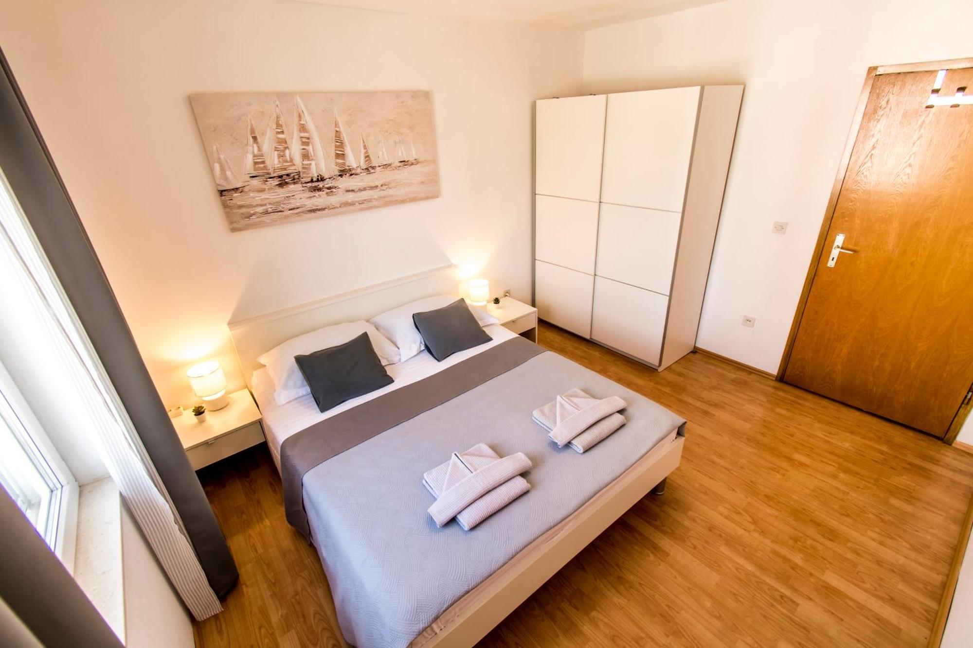 Apartments Curic Trogir Eksteriør bilde